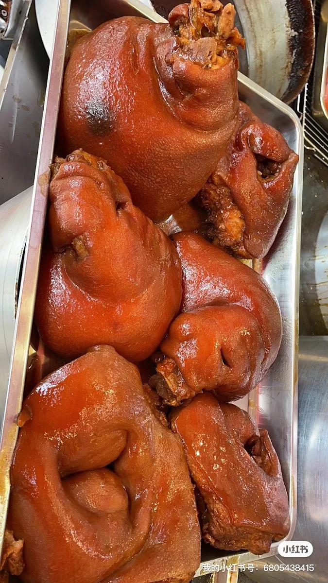 chinese braised pork trotter 隆江猪脚